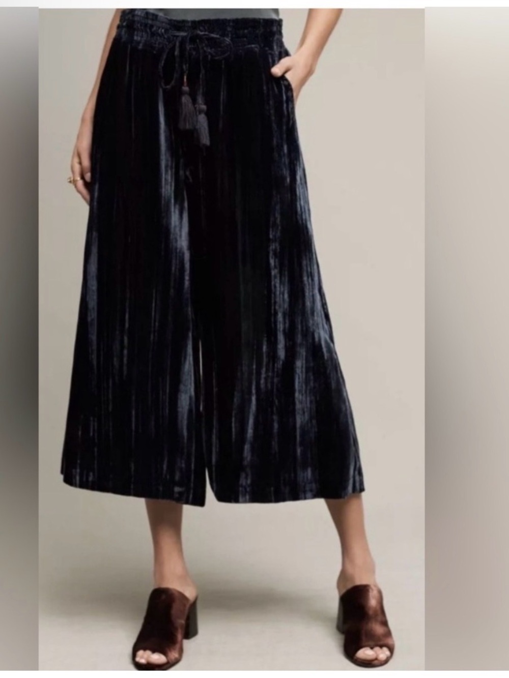 Hei Hei Anthropologie Crushed Velvet Wide Leg Pants in Teal - Size S
